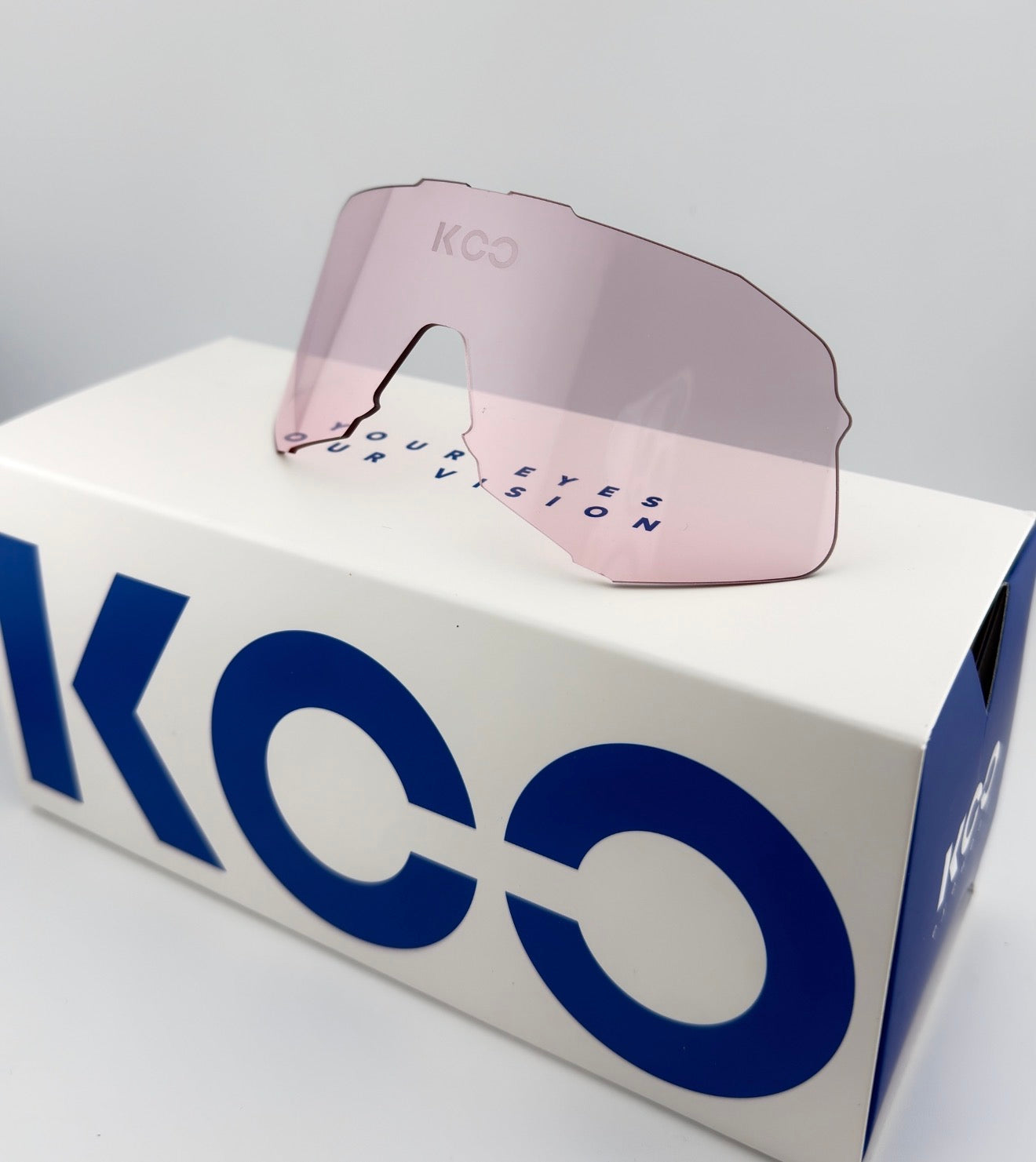 KOO DEMOS LENTE FOTOCROMADO