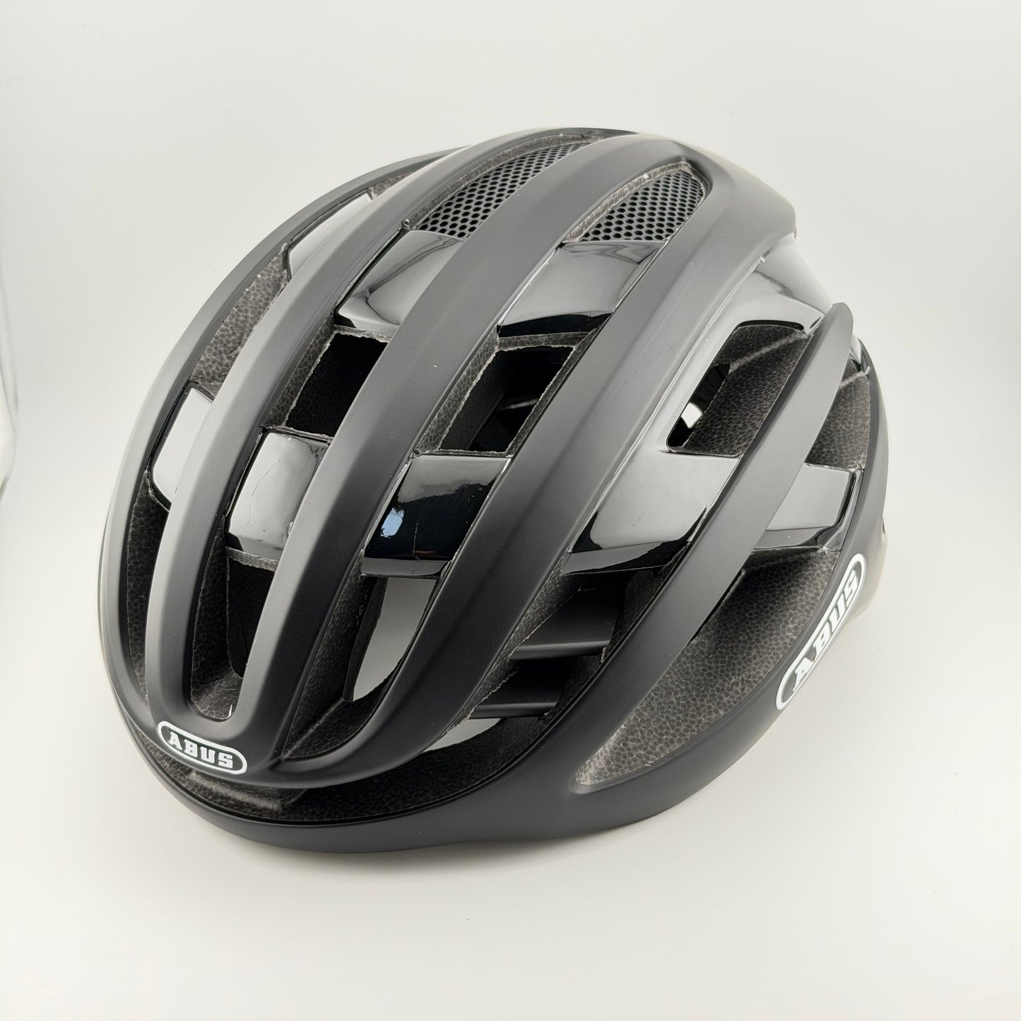 Casco abus airbreaker negro - Route Store Ctg
