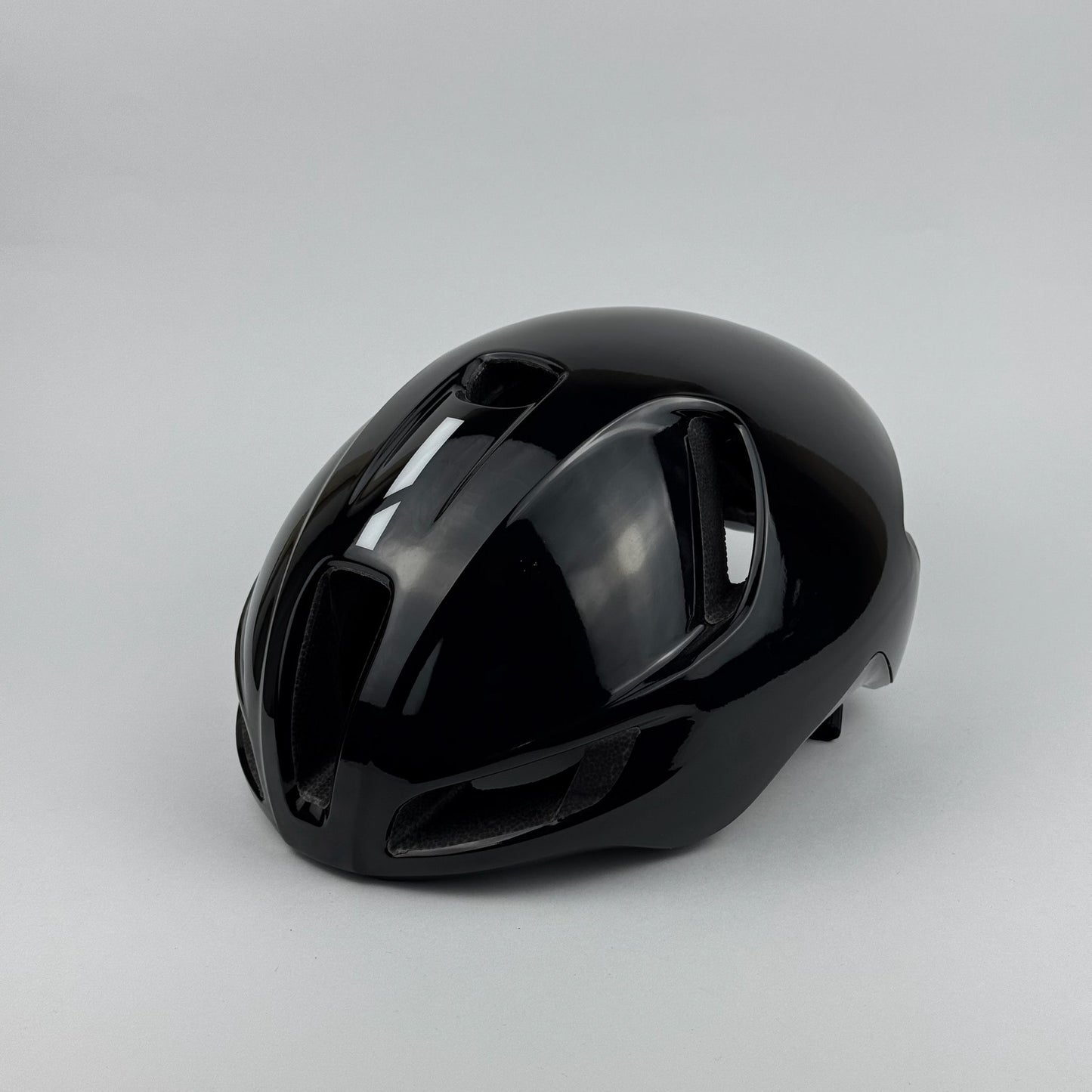 Casco negro brillante KSK Utopi