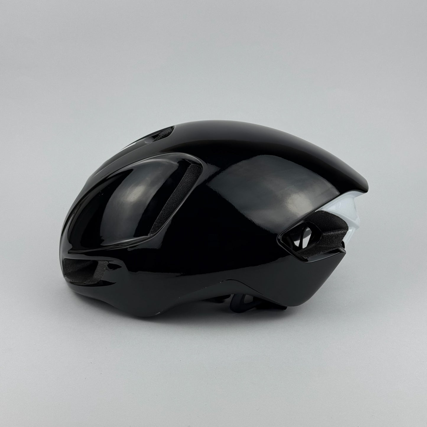 Casco negro brillante KSK Utopi