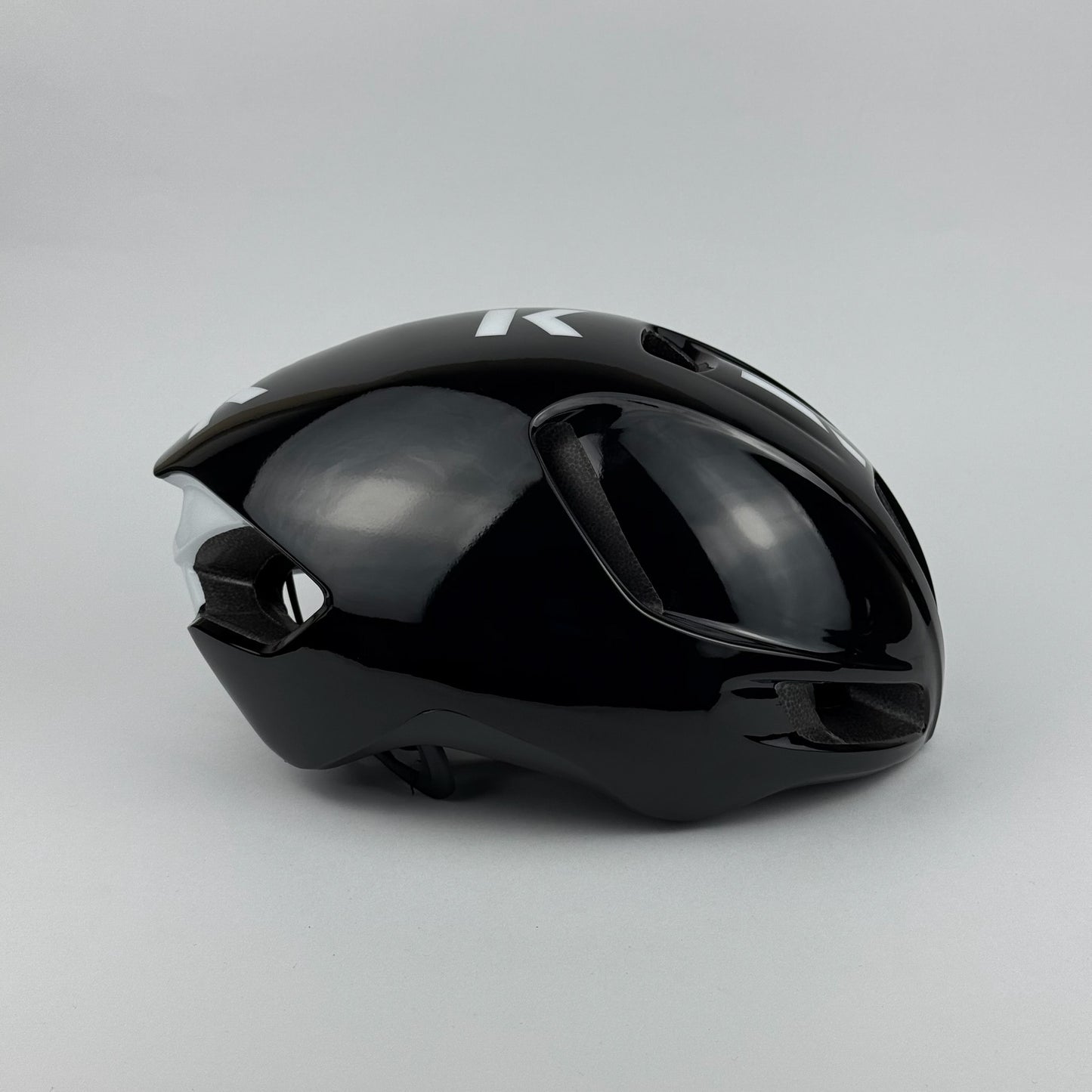 Casco negro brillante KSK Utopi