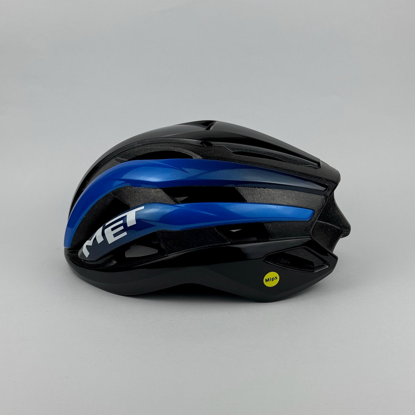 casco negro azul MET