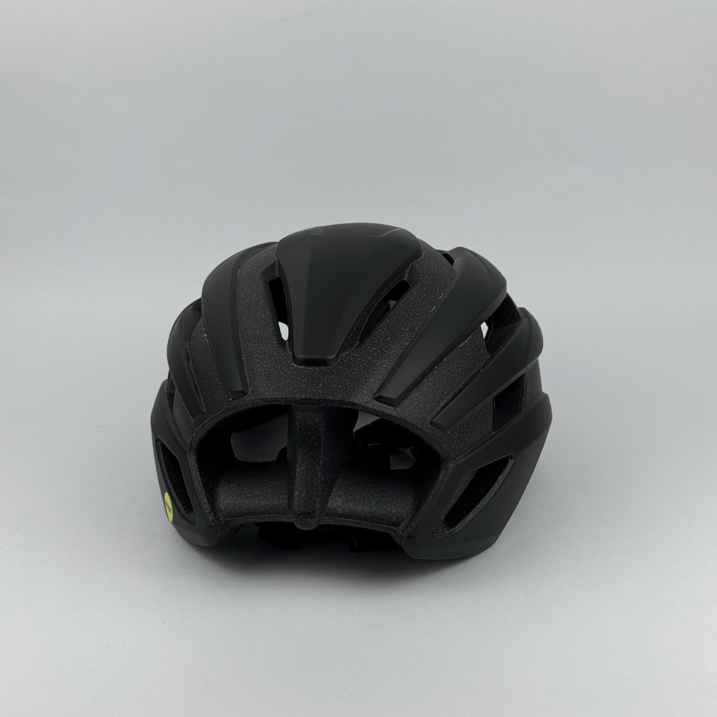 casco negro mate MET