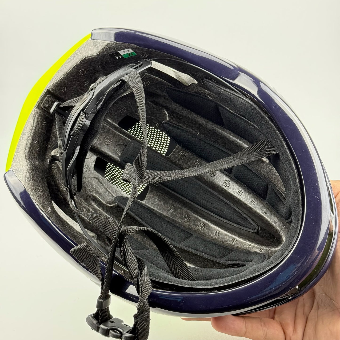 Casco movistar abus - Route Store Ctg