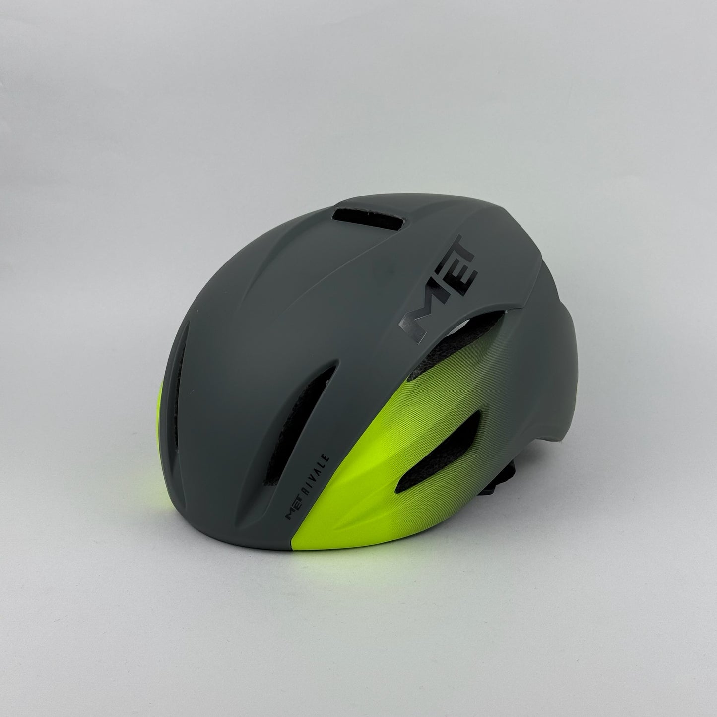 casco gris verde MET