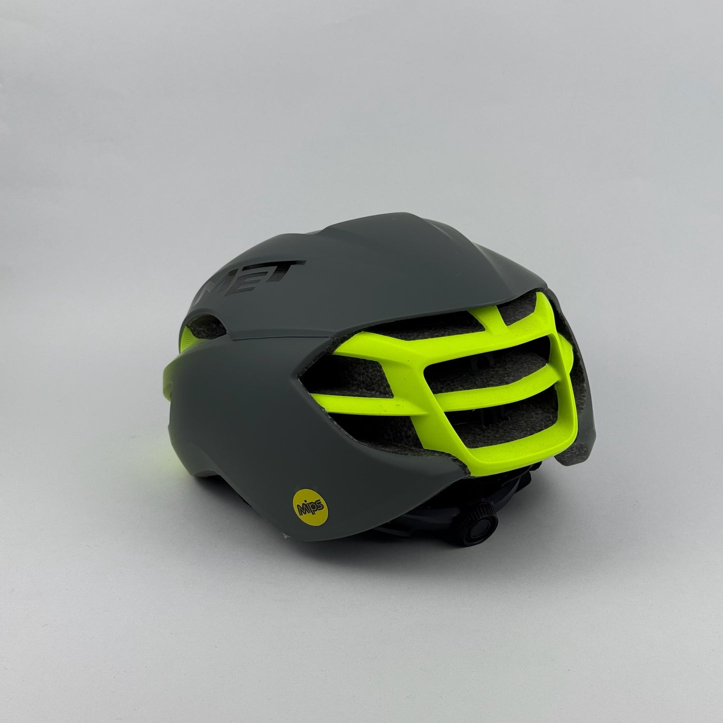 casco gris verde MET