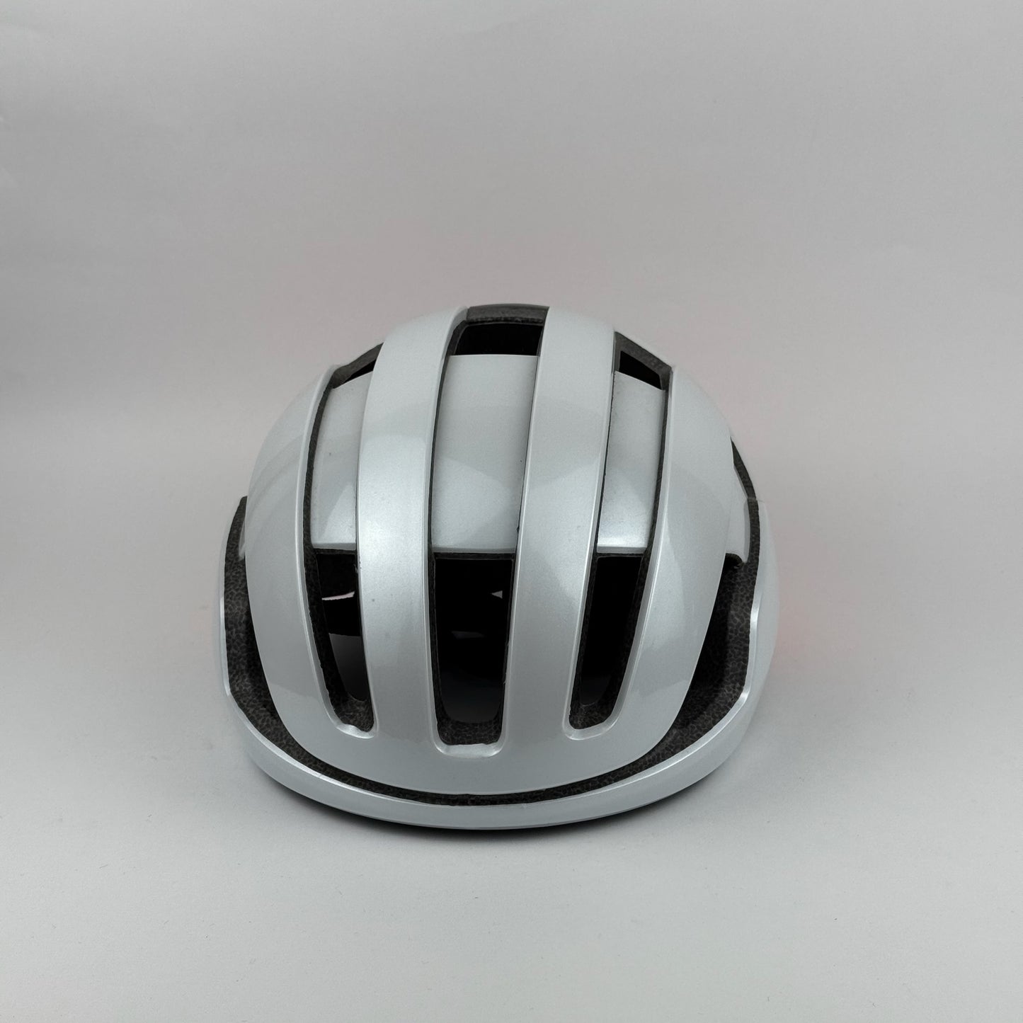 Casco blanco naranja OMNE AIR