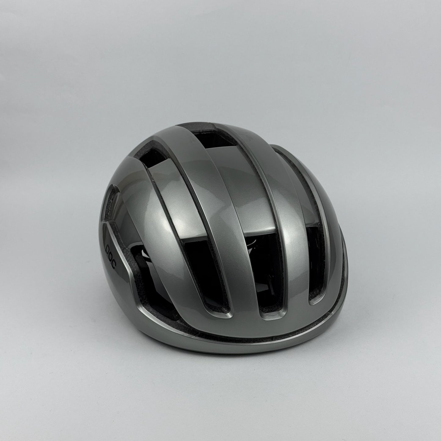 Casco plateado brillante OMNE AIR