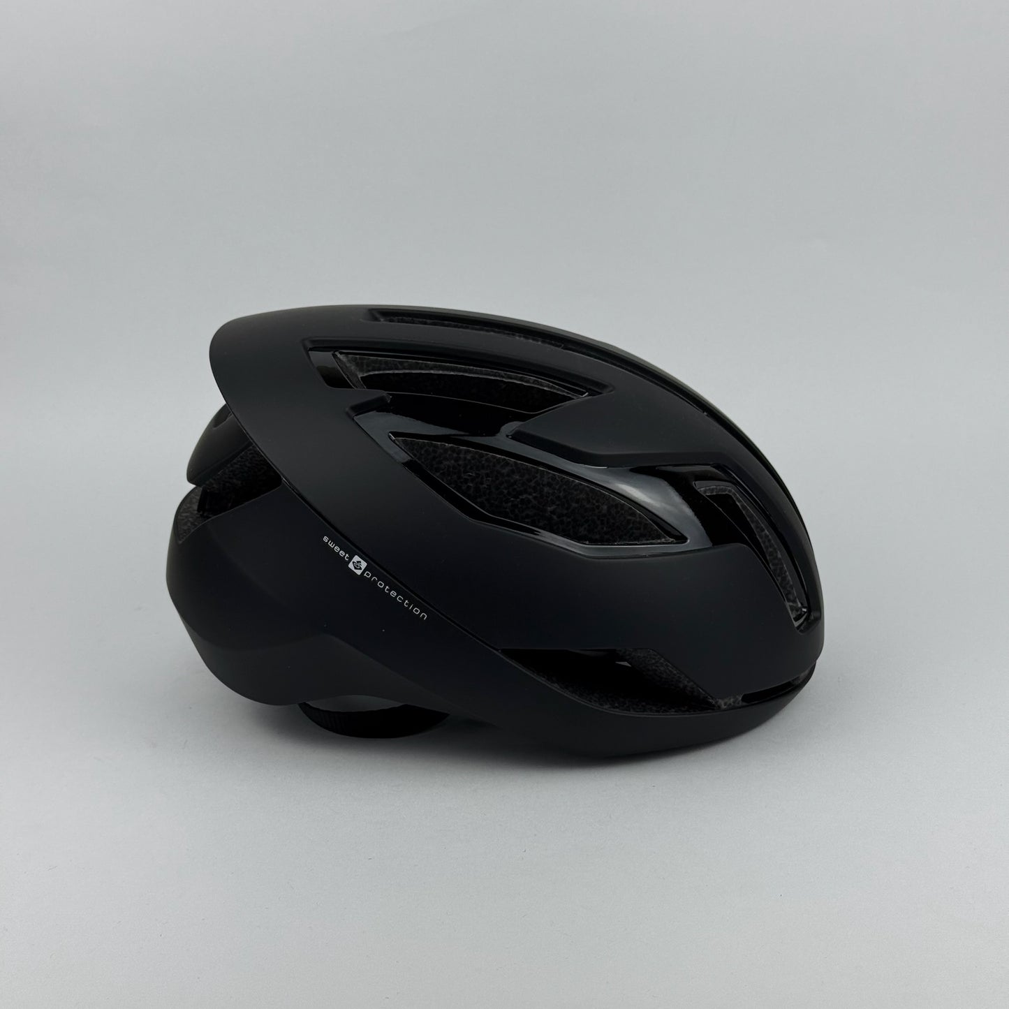 Casco negro Falconer - Route Store Ctg