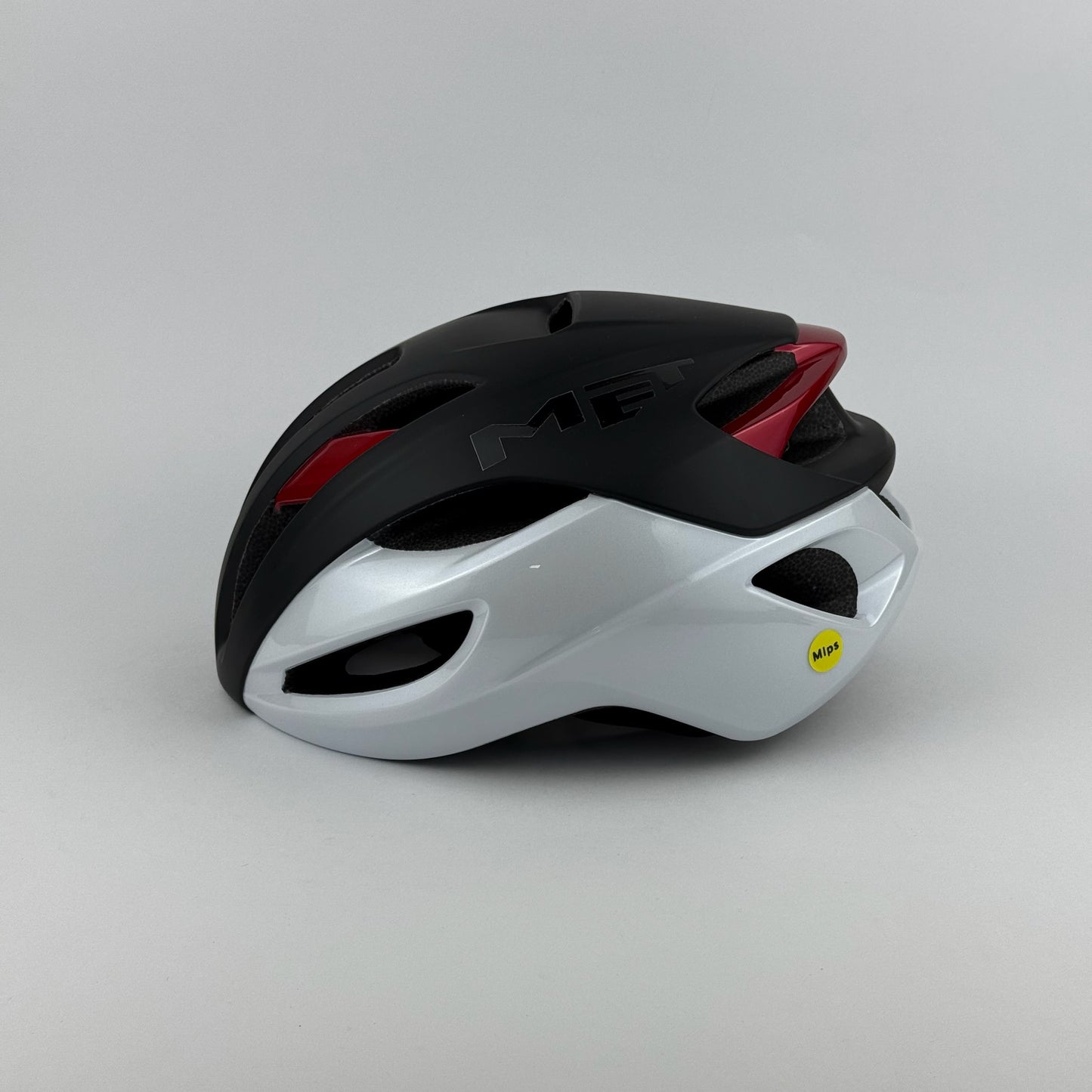 casco blanco con negro MET