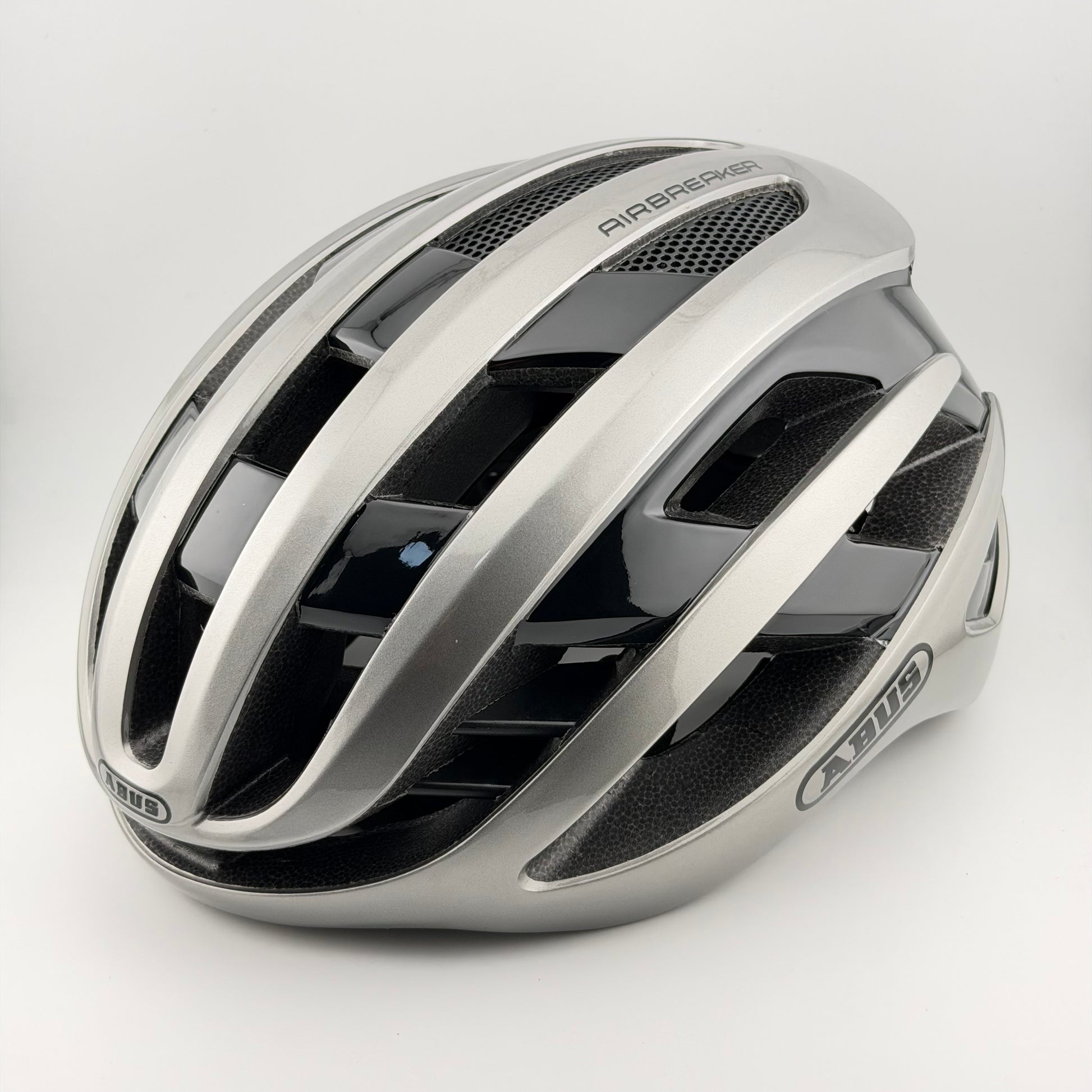 Casco plateado abus airbreaker - Route Store Ctg