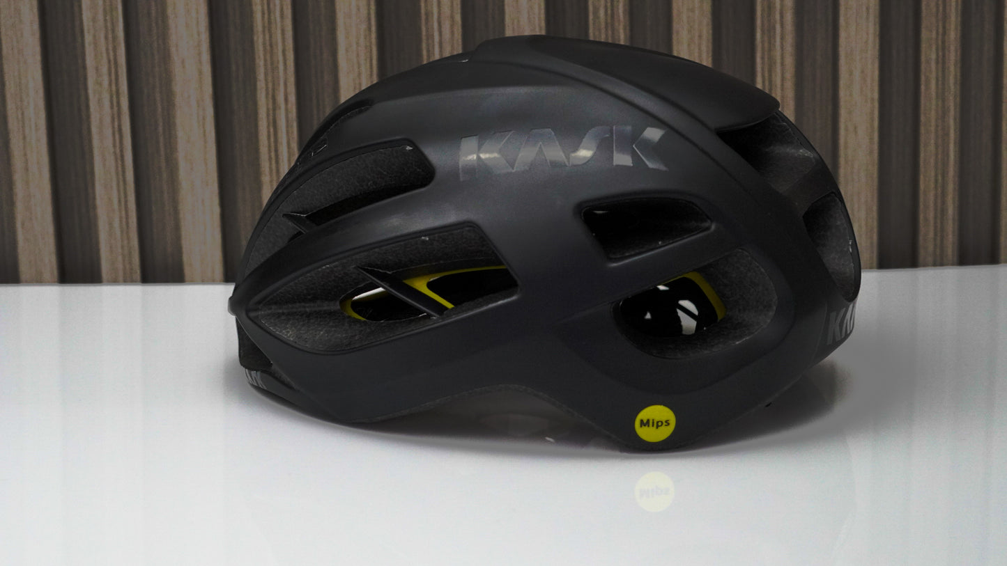 Kask protone MIPS negro mate