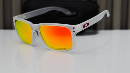 Oakley Holbrook transparente lente rojo