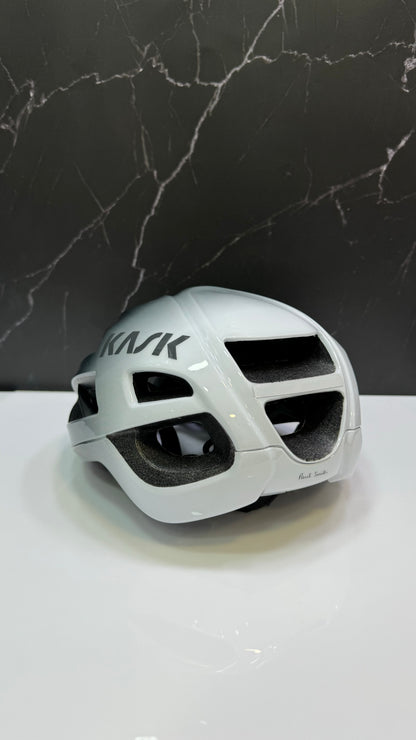 Casco Pro edición Paul Smith