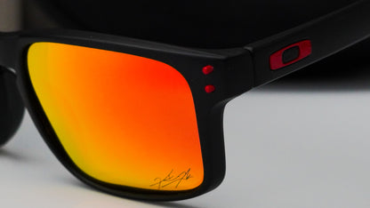 Oakley Holbrook negra lente rojo