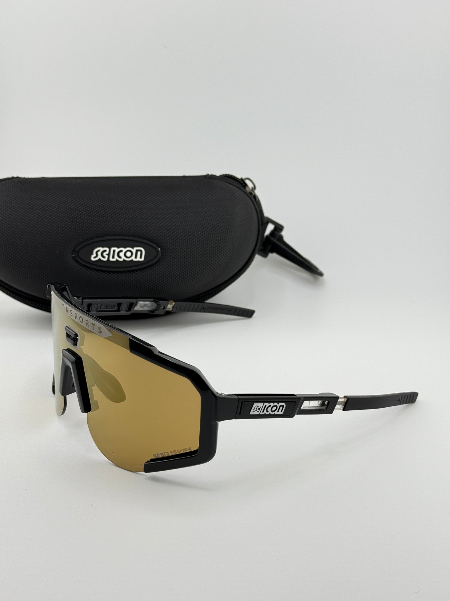 SCICON AEROSCOPE NEGRA DORADA 1 LENTE