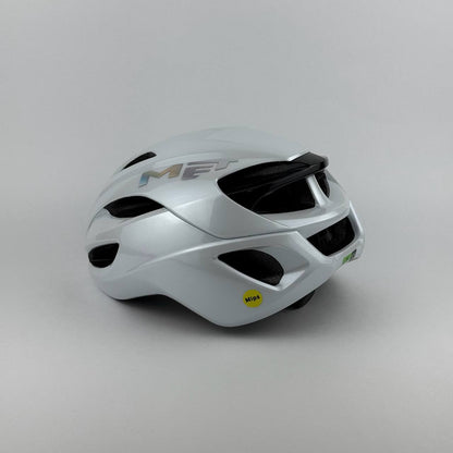 casco blanco MET logo tornasol