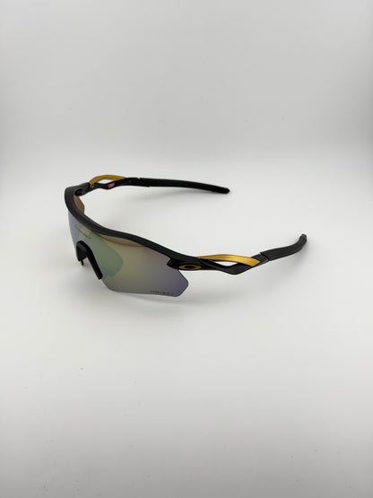 oakley RADAR PLATE NEGRA DORADA 1LENTE