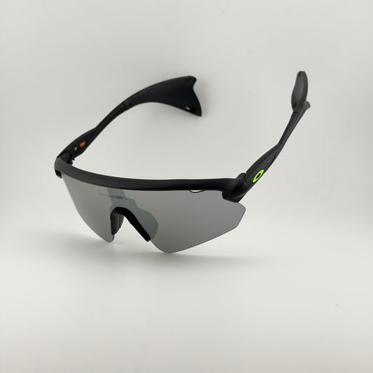 Gafa Oakley Stunt Devil negra plateada - Route Store Ctg