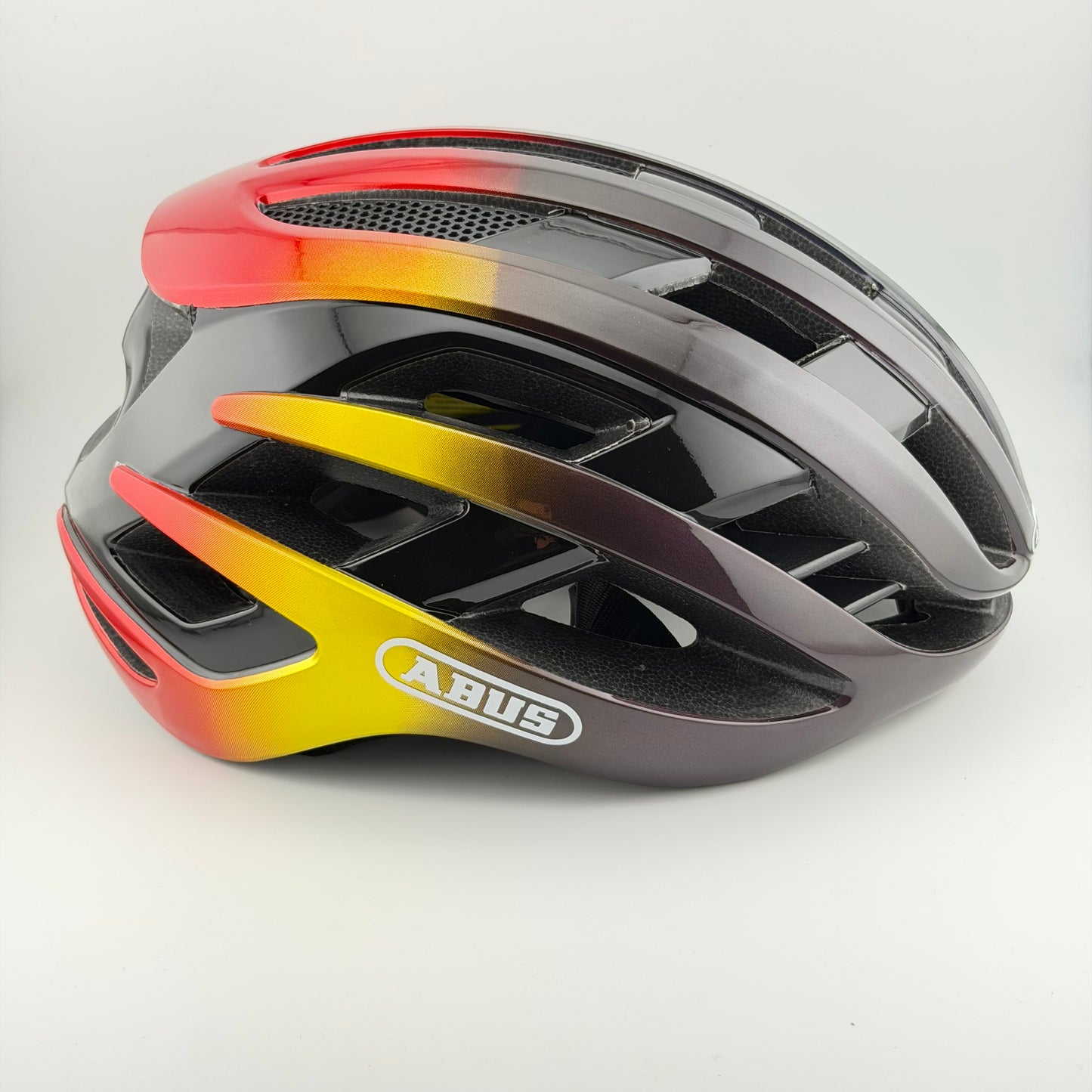 Casco abus airbreaker tricolor - Route Store Ctg