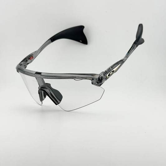 Gafa Oakley Stunt Devil transparente FOTOCROMADA - Route Store Ctg