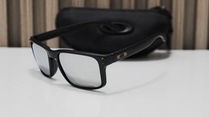 Oakley Holbrook Negra mate lente plateado