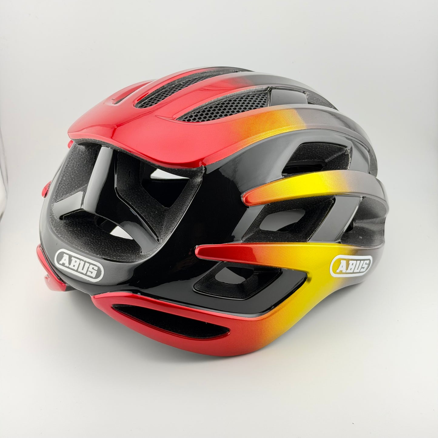 Casco abus airbreaker tricolor - Route Store Ctg