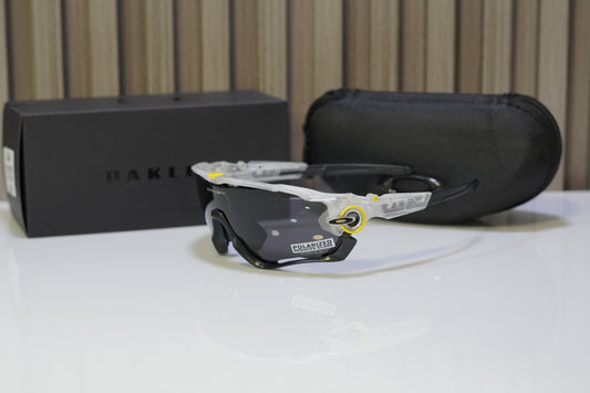 Oakley Jawbreaker Tour lente negro (1) Lente