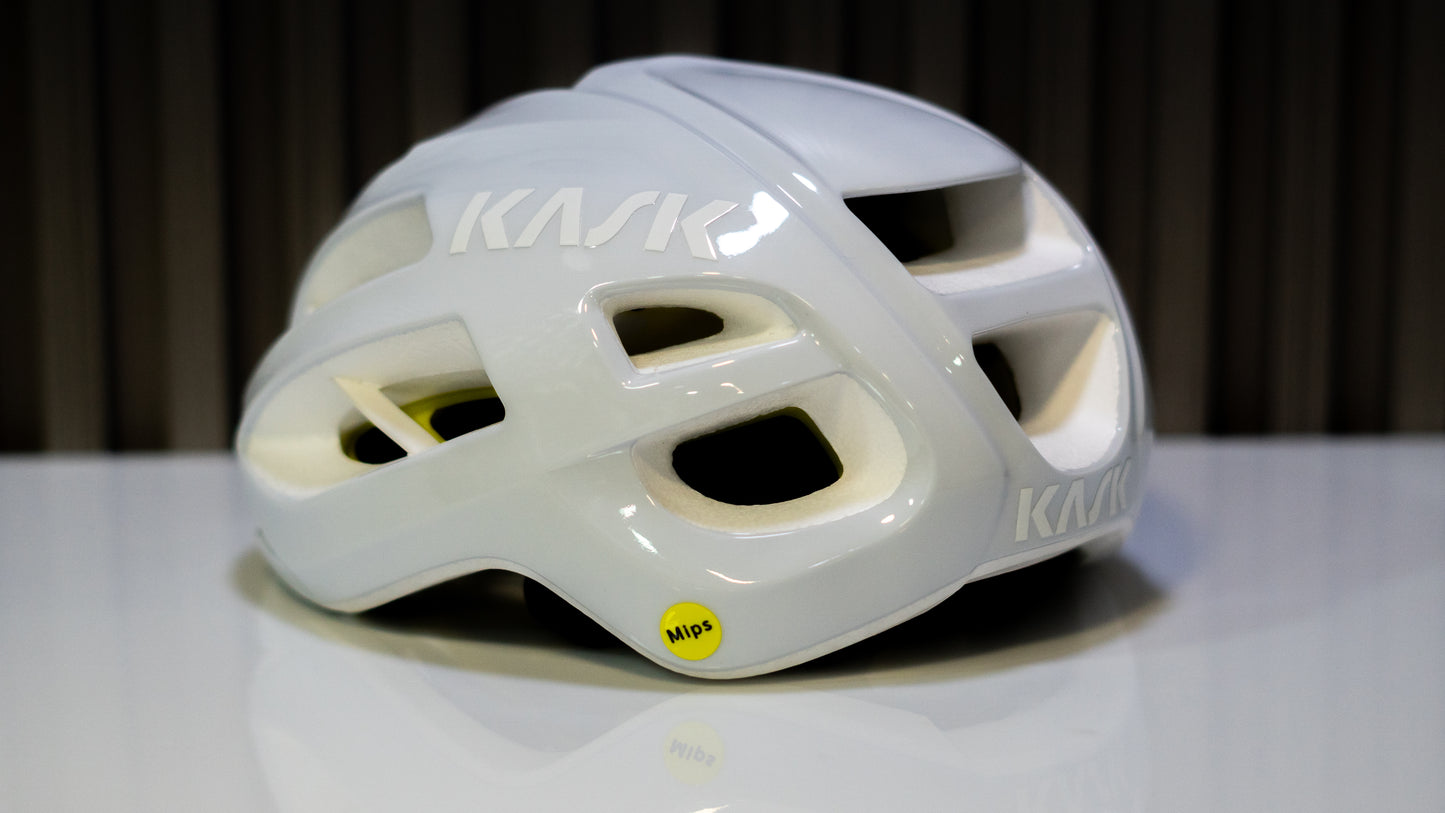 Kask protone MIPS