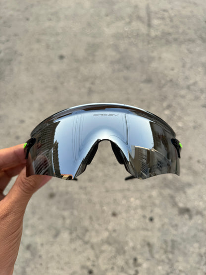 OAKLEY ENCODER NEGRA LENTE PLATEADO