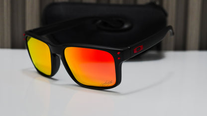 Oakley Holbrook negra lente rojo