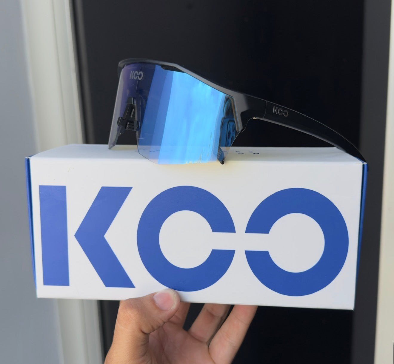 KOO ALIBI NEGRA LENTE AZUL - Route Store Ctg