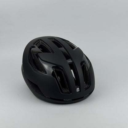 Casco negro Falconer