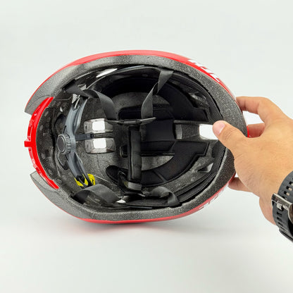 Casco negro rojo Furion