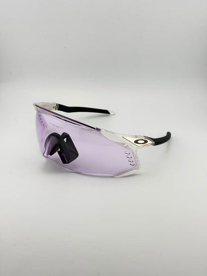 Oakley Kato