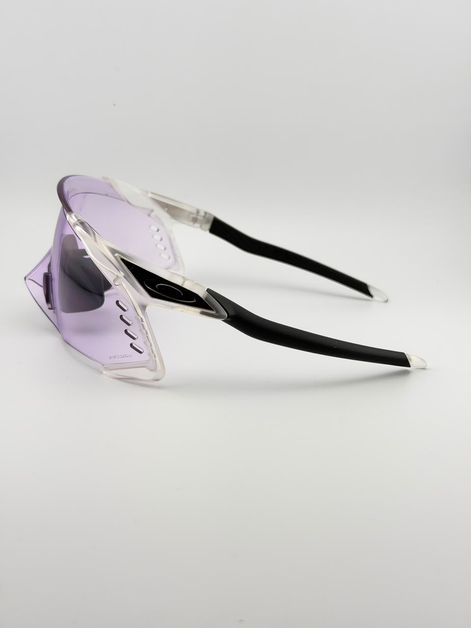Oakley Kato