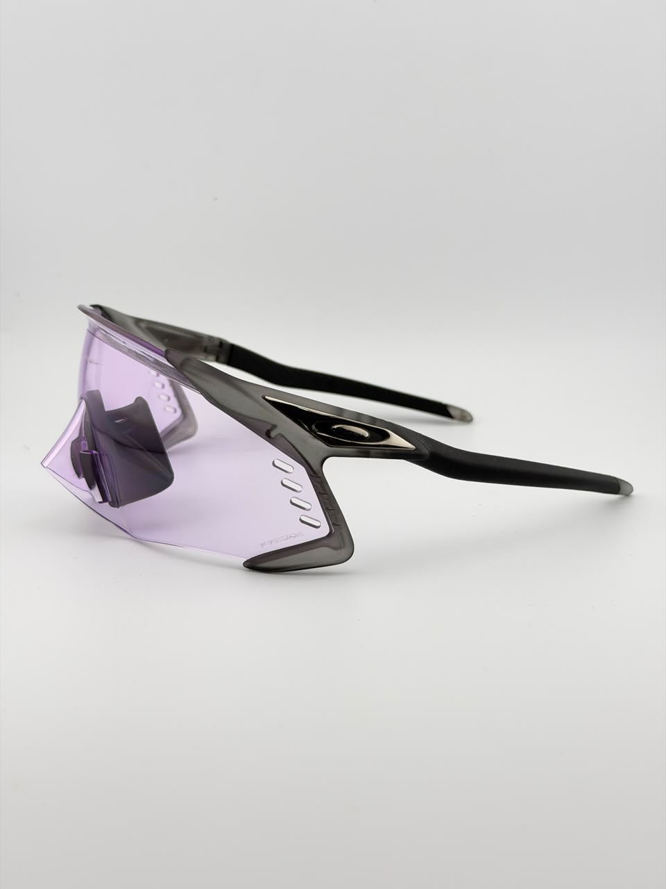 Oakley Kato