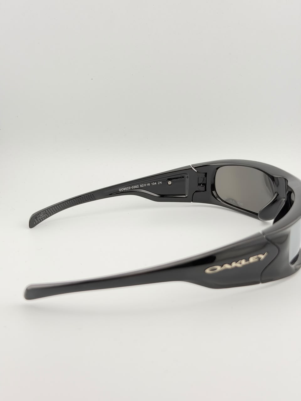 Oakley Highland