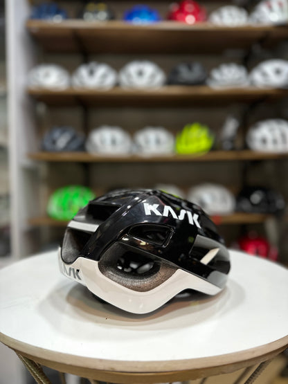 Casco PROTONE NEGRO BLANCO