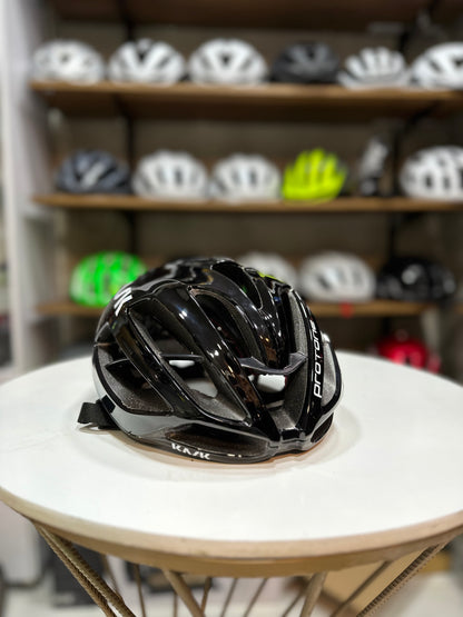 Casco PROTONE NEGRO BRILLANTE