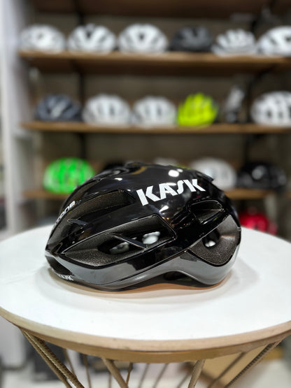 Casco PROTONE NEGRO BRILLANTE