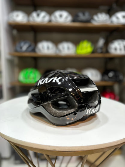 Casco PROTONE NEGRO BRILLANTE