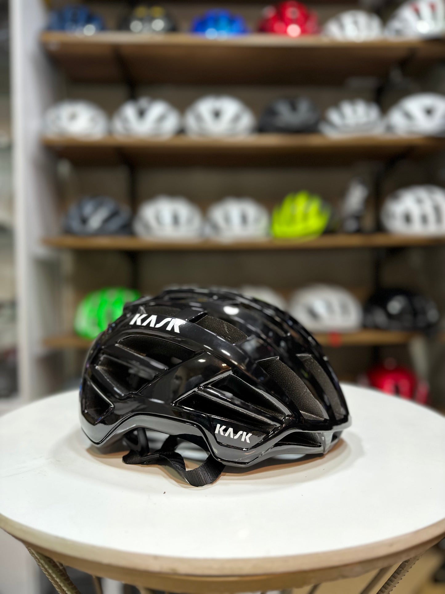 KASK VALEGRO NEGRO BRILLANTE