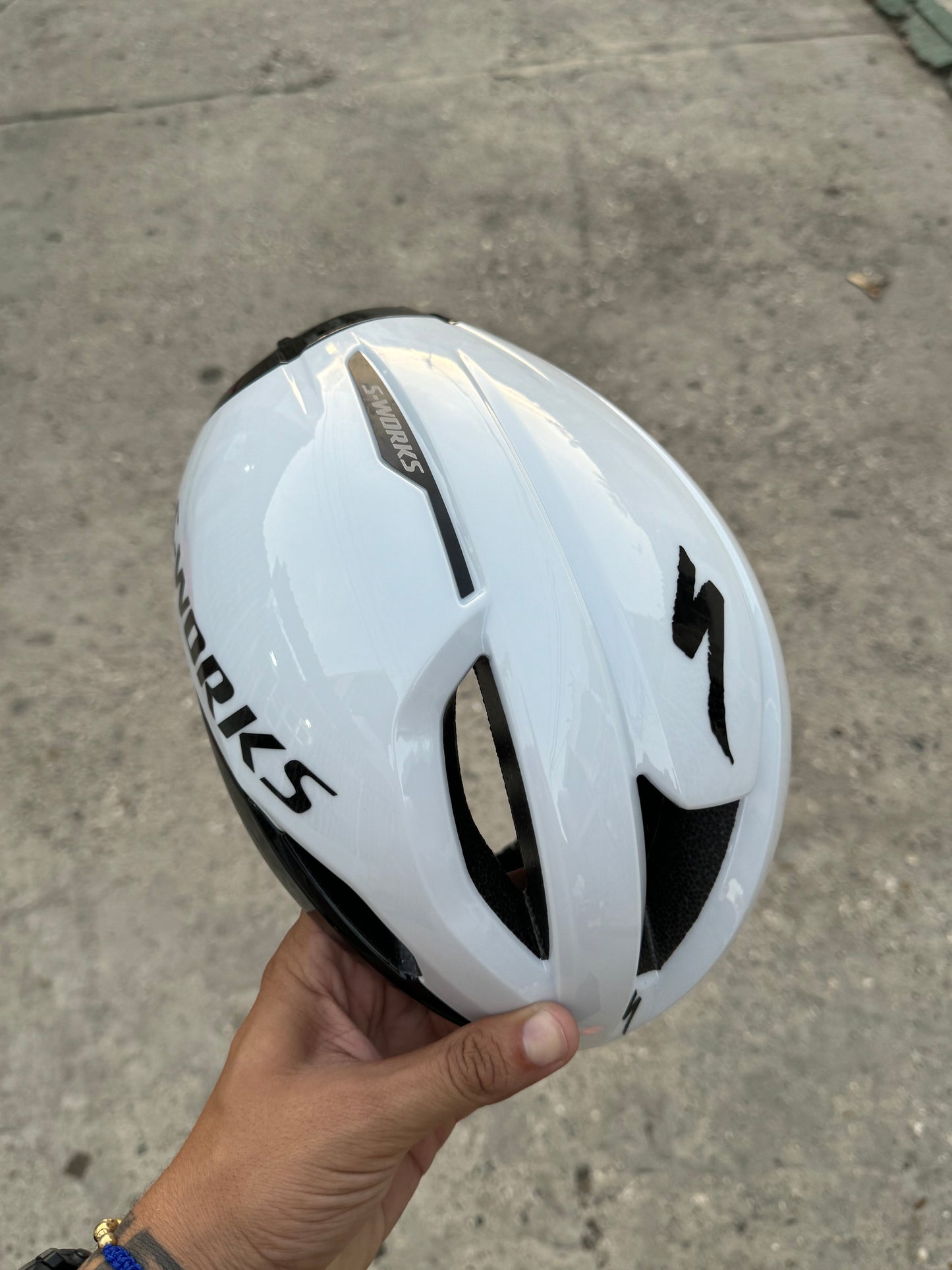 SWORKS EVADE 3 BLANCO CON NEGRO BRILLANTE